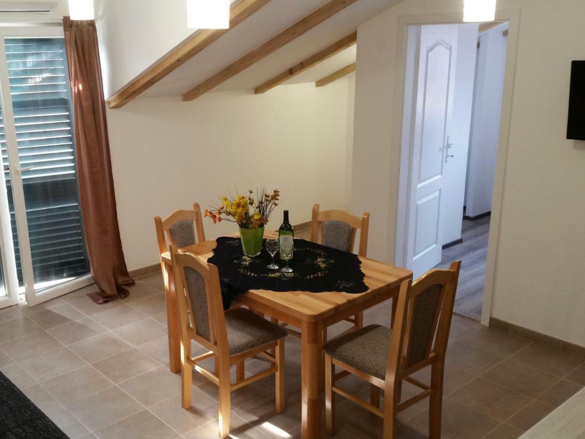 Apartmani Marijana Sibenik Bagian luar foto