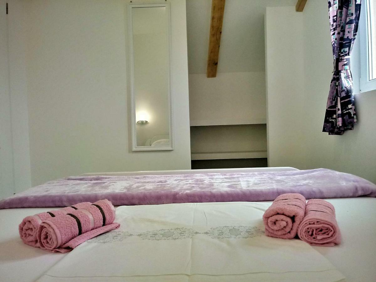 Apartmani Marijana Sibenik Bagian luar foto